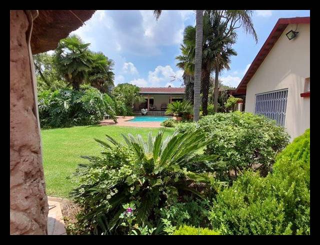 5 BEDROOM HOUSE FOR SALE IN BENONI AH